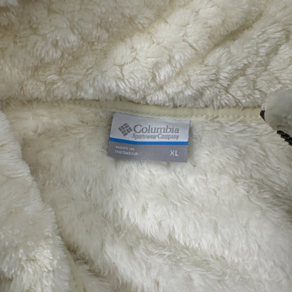 Columbia Women's Cream Ski Jacket - Picture 5 of 6